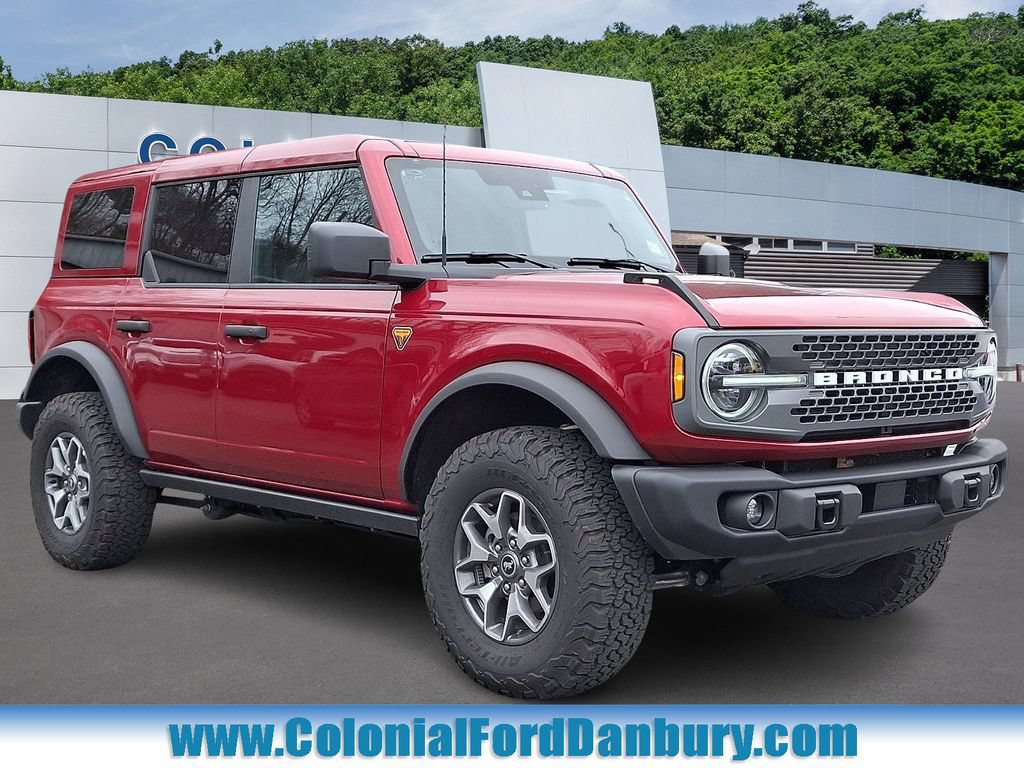 Certified 2025 Ford Bronco Badlands AWD/4WD image 1
