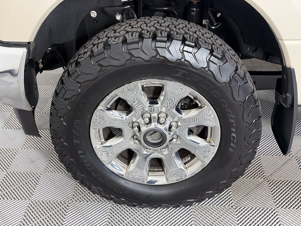 Certified 2018 Ford F250 Lariat w/ Chrome Package AWD/4WD image 8