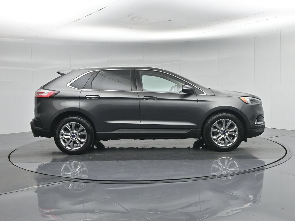 Certified 2020 Ford Edge Titanium w/ Equipment Group 301A AWD/4WD image 28