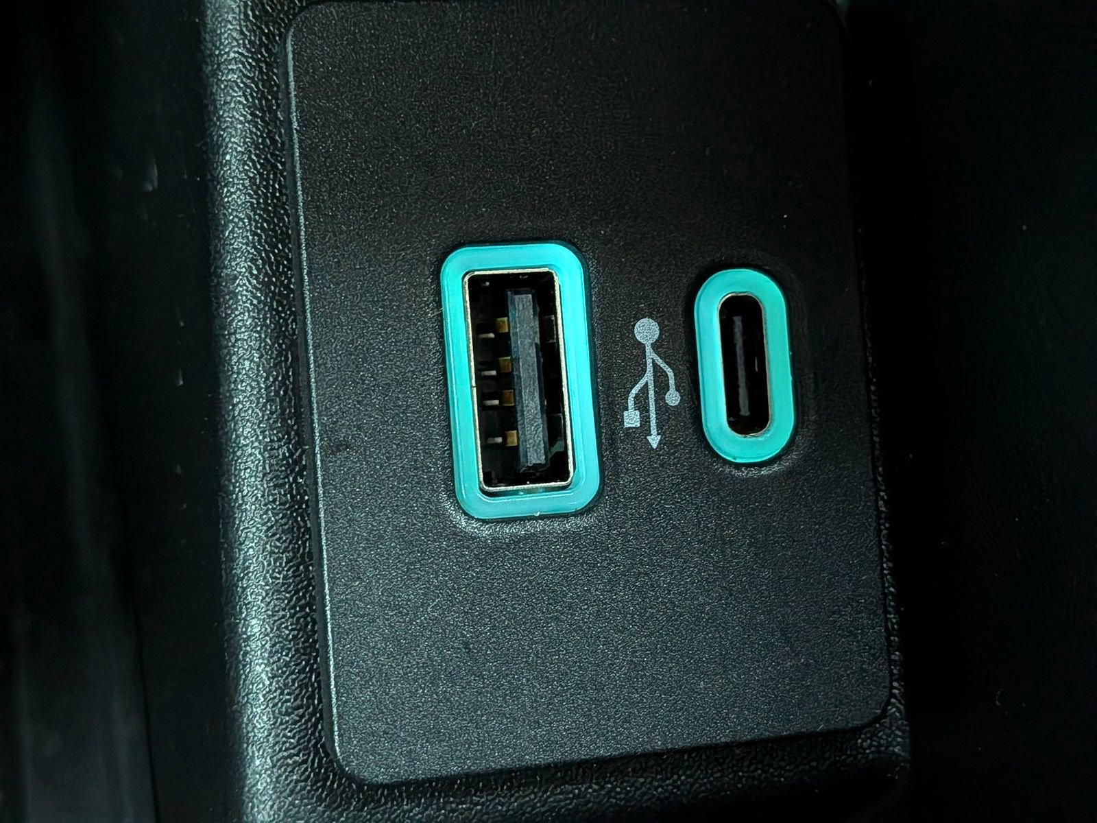 Certified 2024 Ford Edge ST-Line image 26