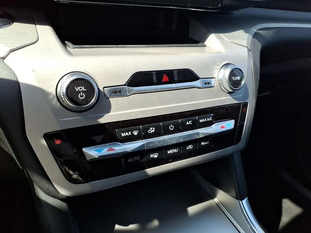 Certified 2023 Ford Explorer XLT w/ Equipment Group 202A image 22