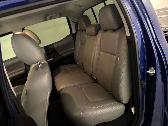 Used 2022 Toyota Tacoma SR5 w/ Technology Package RWD image 31