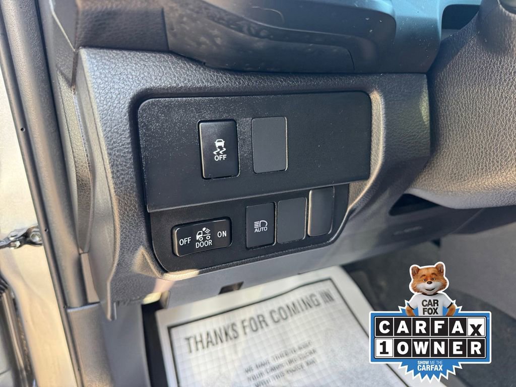 Used 2023 Toyota Tacoma SR AWD/4WD image 29