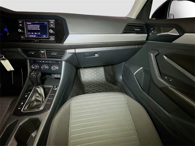 Used 2023 Volkswagen Jetta S image 32