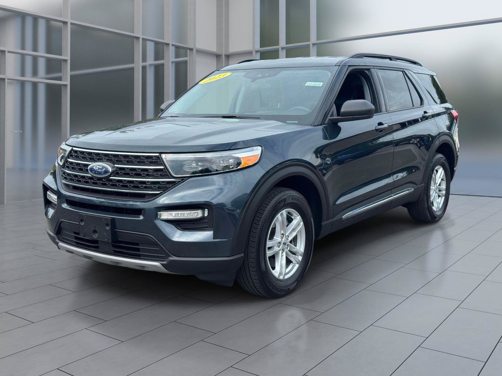 Certified 2023 Ford Explorer XLT w/ Equipment Group 202A