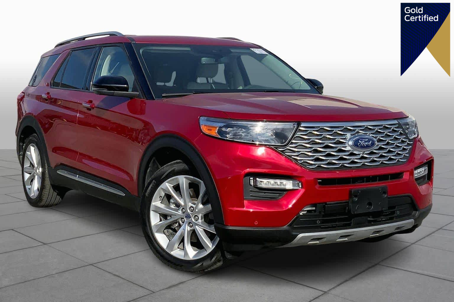 Certified 2022 Ford Explorer Platinum w/ Technology Package