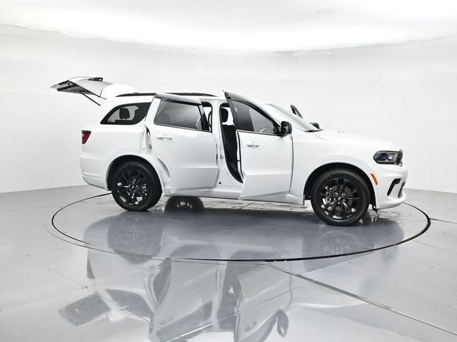 Used 2025 Dodge Durango GT w/ Blacktop Package RWD image 51