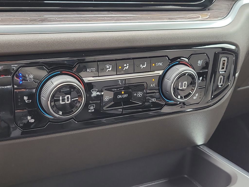 Used 2026 Chevrolet Silverado 1500 LTZ image 24