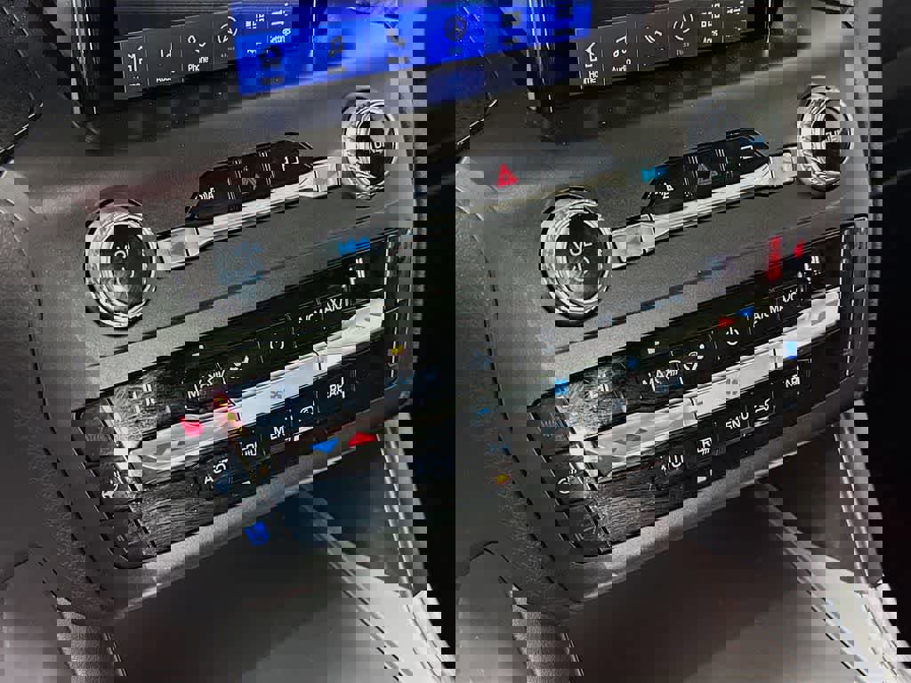 Certified 2020 Ford Explorer ST w/ ST Street Pack image 20