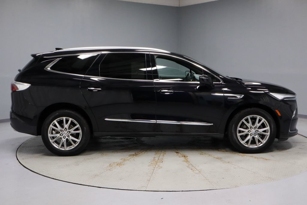 Used 2023 Buick Enclave Essence w/ Experience Buick Package AWD/4WD image 13