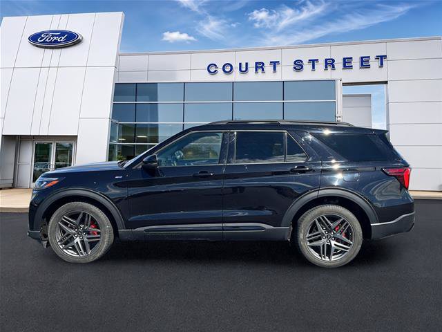 Certified 2025 Ford Explorer ST-Line w/ ST-Line Street Pack AWD/4WD image 8
