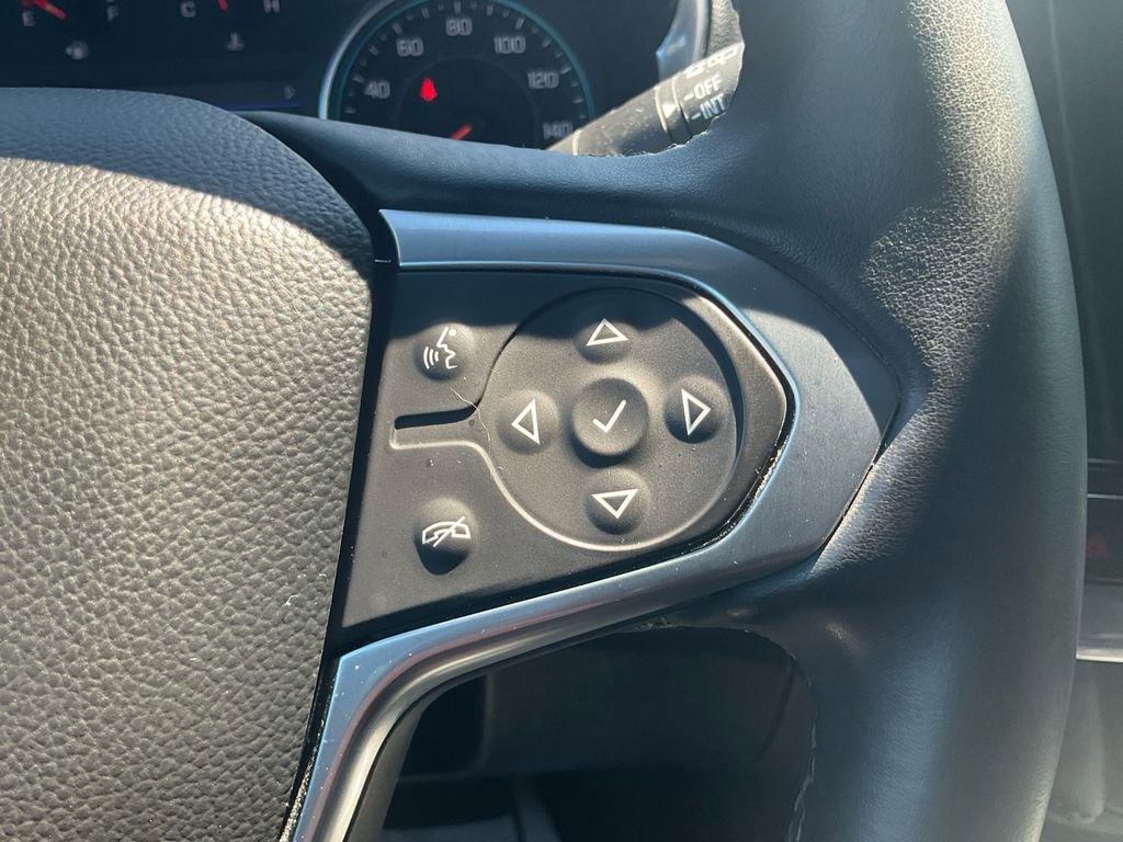 Used 2023 Chevrolet Traverse LT image 20