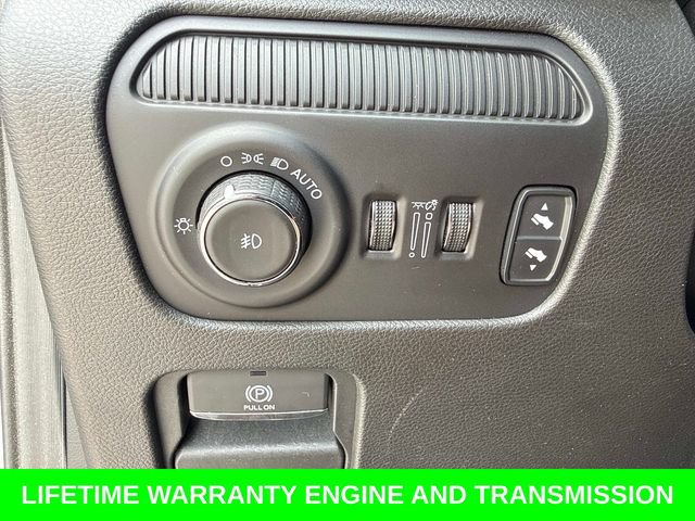 Used 2024 Jeep Wagoneer L Series II w/ Flexible Seating Group RWD image 34