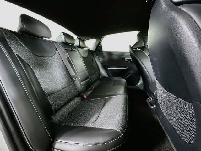 Used 2025 Kia K4 GT-Line FWD image 31