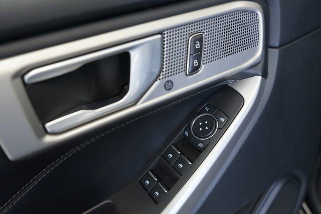 Certified 2023 Ford Explorer XLT w/ Equipment Group 202A image 20