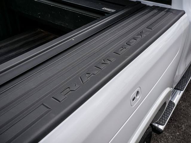 Used 2022 RAM 1500 Limited w/ Body Color Bumper Group AWD/4WD image 14