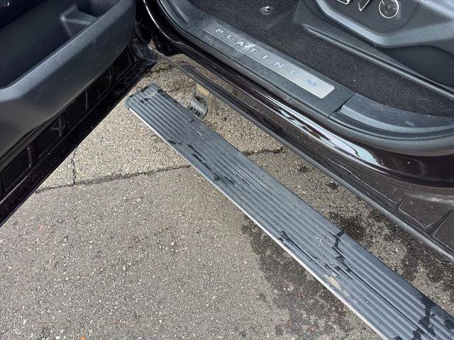 Certified 2019 Ford F150 Platinum w/ Equipment Group 701A Luxury image 8