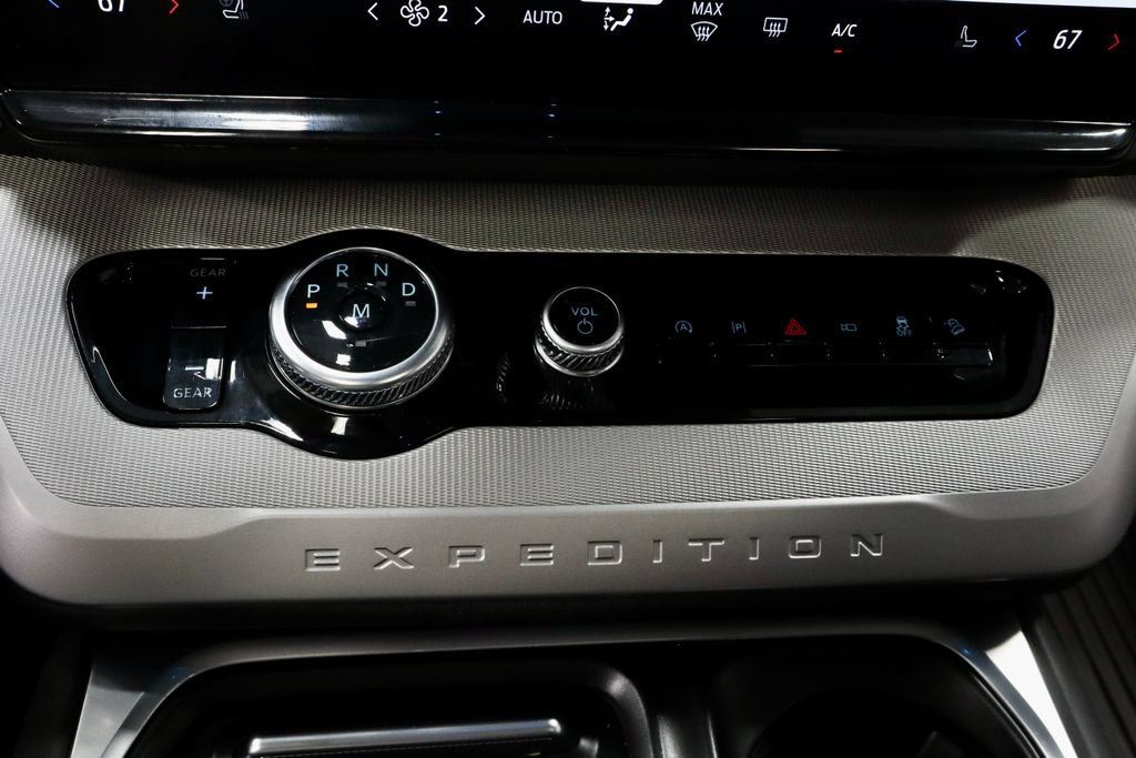 Certified 2026 Ford Expedition Max Active AWD/4WD image 30