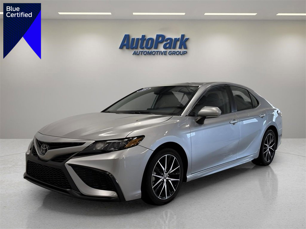 Used 2023 Toyota Camry SE image 1