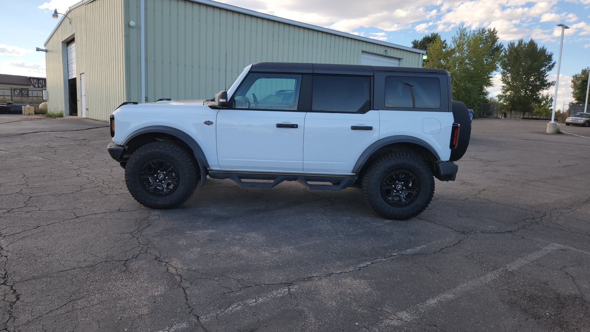 Certified 2024 Ford Bronco Wildtrak AWD/4WD image 6