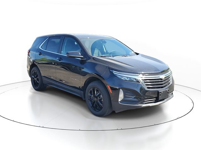 Used 2023 Chevrolet Equinox LT AWD/4WD image 2