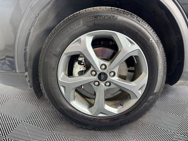 Certified 2025 Ford Escape ST-Line AWD/4WD image 28