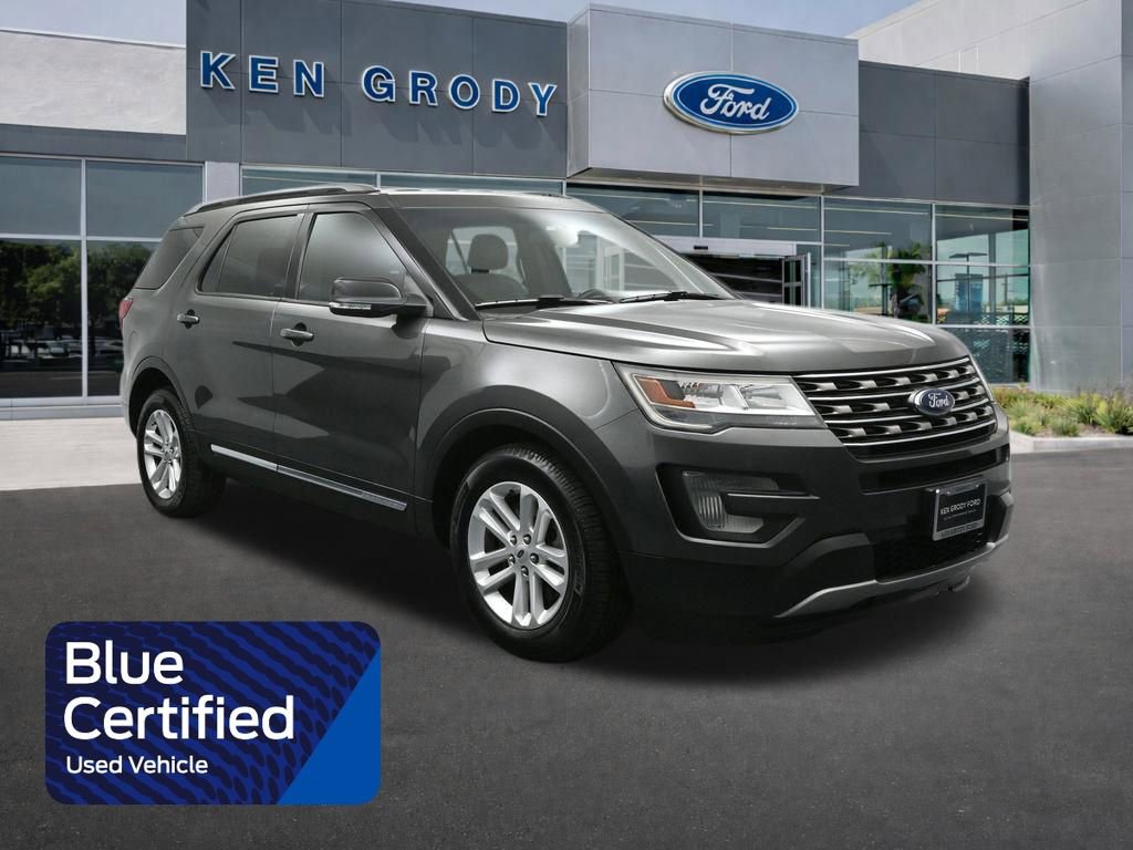 Certified 2017 Ford Explorer XLT w/ Equipment Group 202A image 1