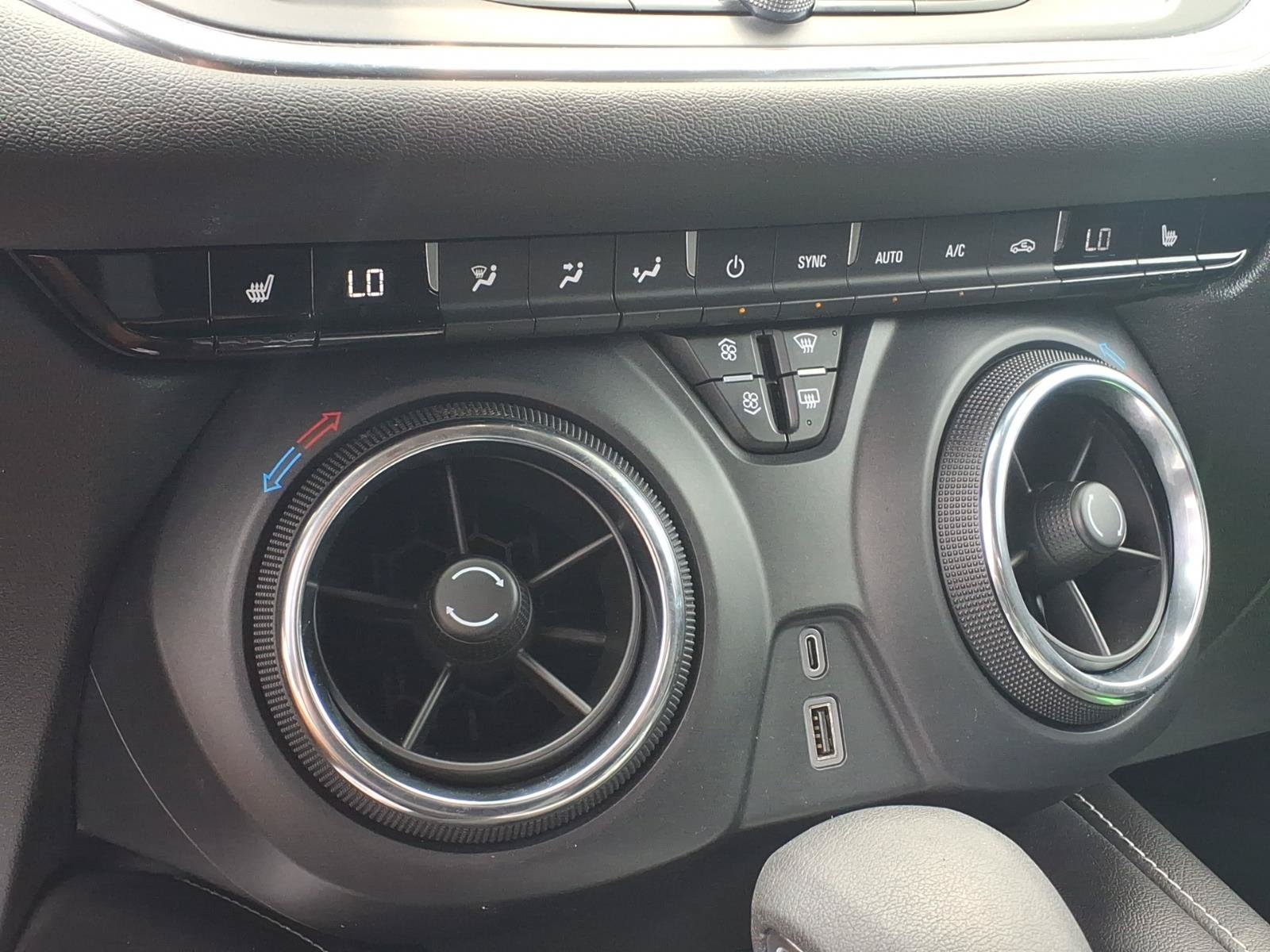 Used 2023 Chevrolet Blazer LT w/ Convenience Package FWD image 9