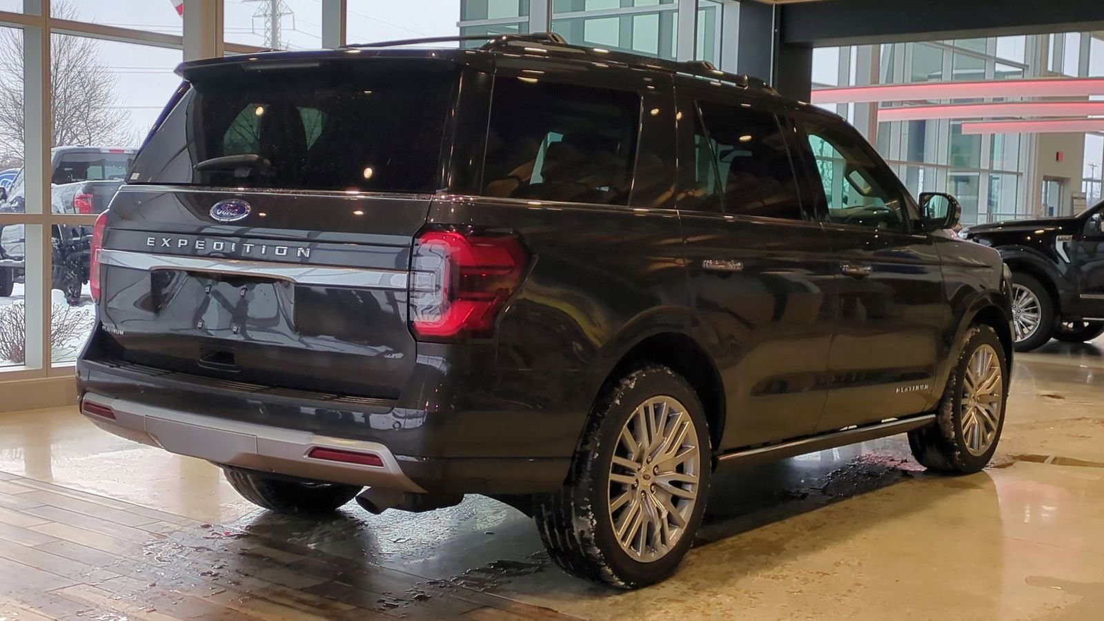 Certified 2023 Ford Expedition Platinum image 7