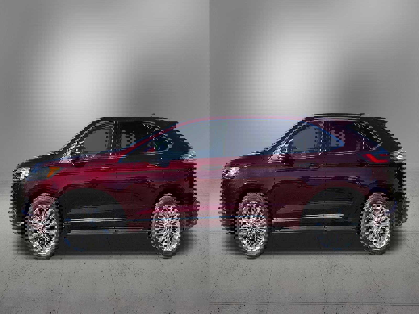 Certified 2022 Ford Edge Titanium w/ Equipment Group 301A image 2