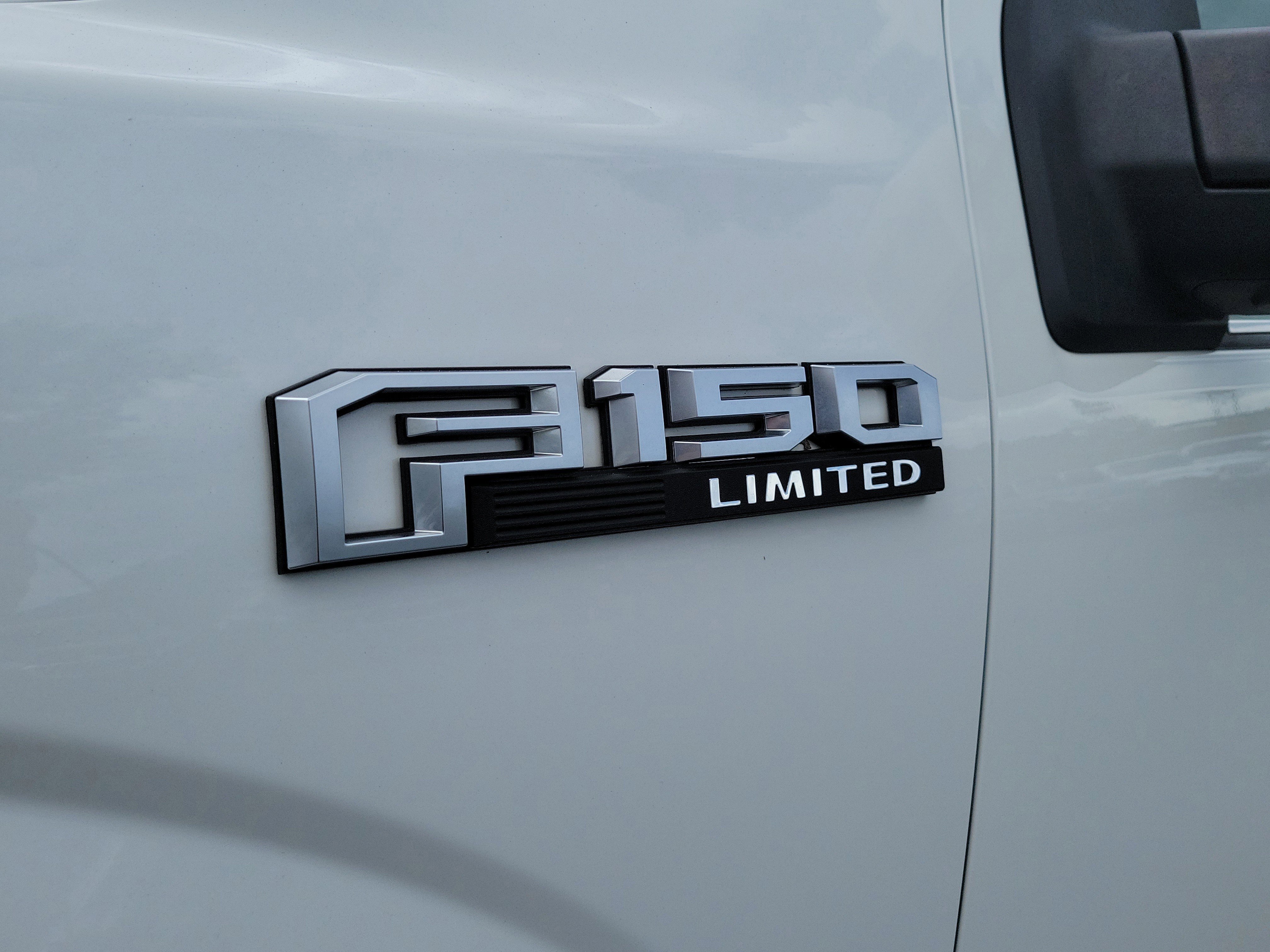 Certified 2020 Ford F150 Limited w/ Trailer Tow Package image 9