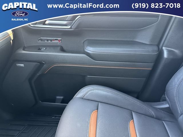 Used 2024 GMC Sierra 1500 AT4 w/ Technology Package AWD/4WD image 29