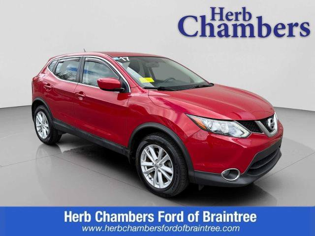 Used 2017 Nissan Rogue Sport S w/ S Appearance Package FWD image 1