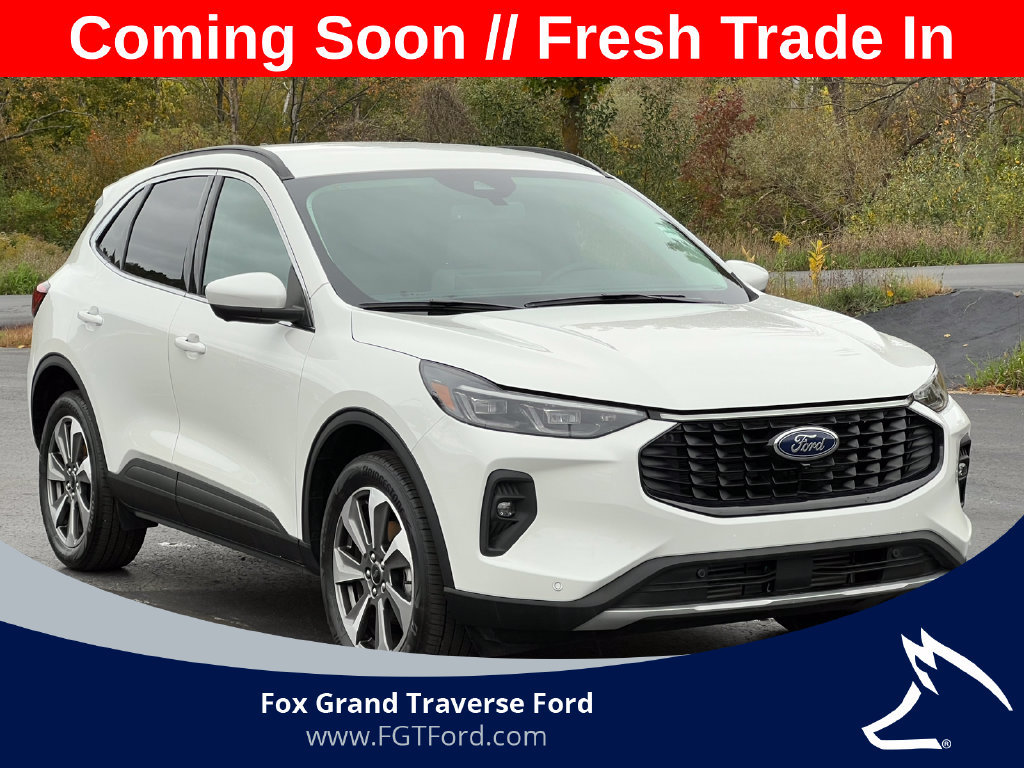 Certified 2024 Ford Escape Platinum AWD/4WD image 40