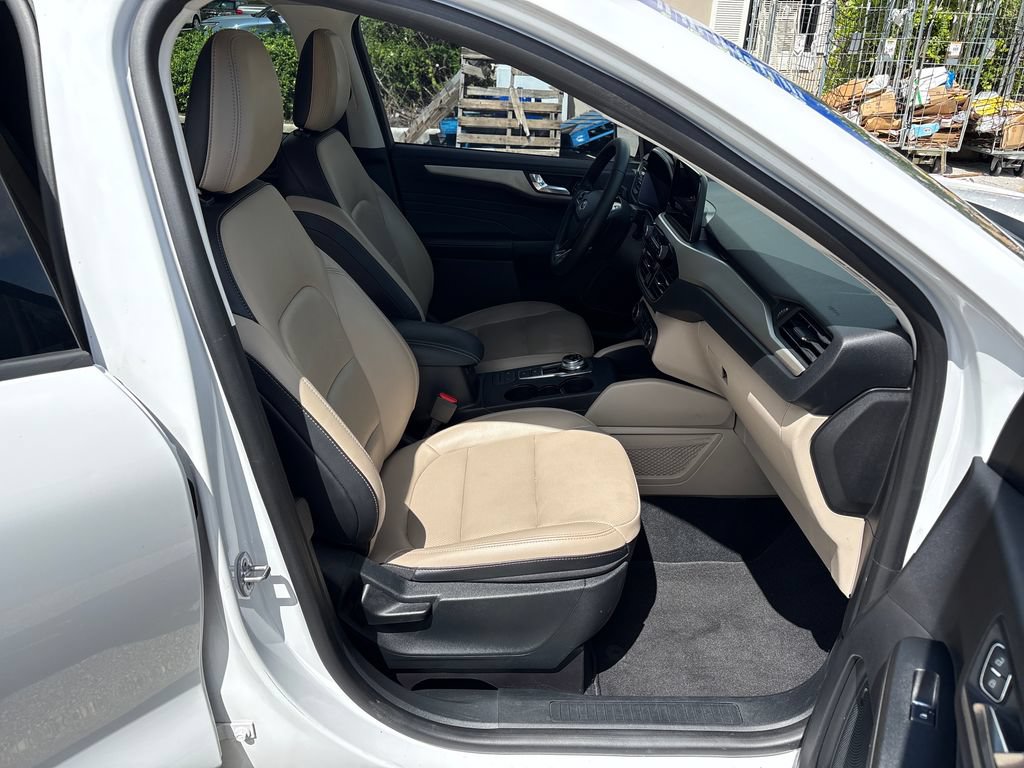 Certified 2021 Ford Escape SEL FWD image 7