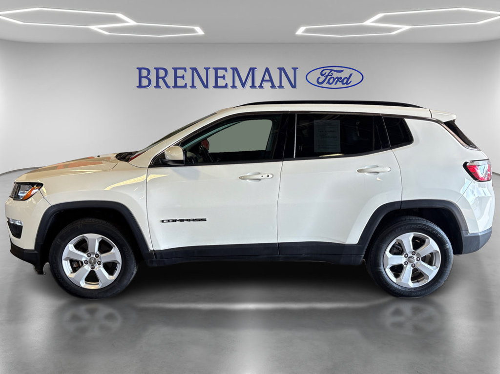 Used 2019 Jeep Compass Latitude AWD/4WD image 9