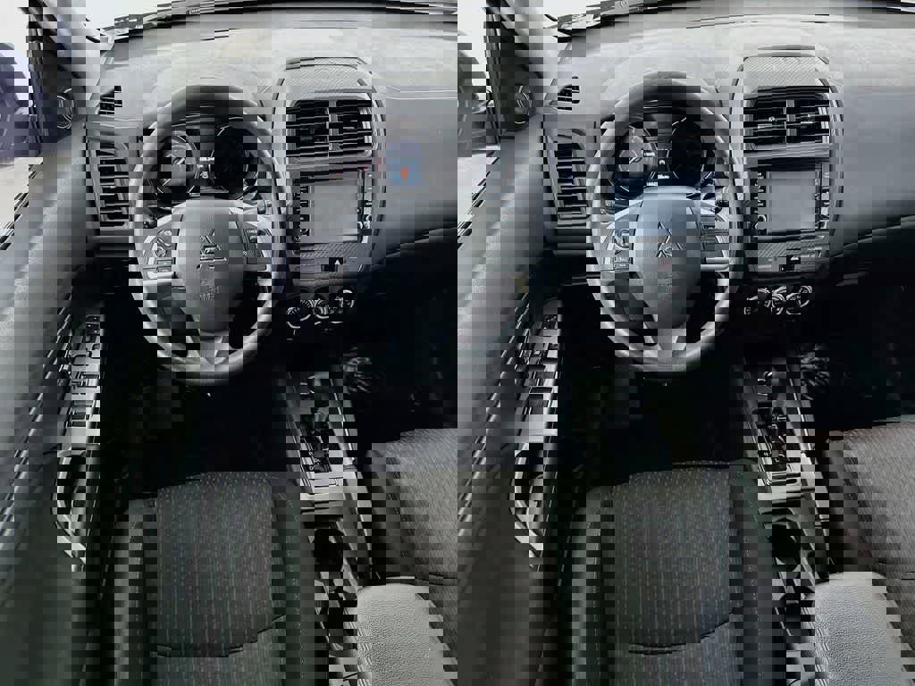 Used 2019 Mitsubishi Outlander Sport ES image 10