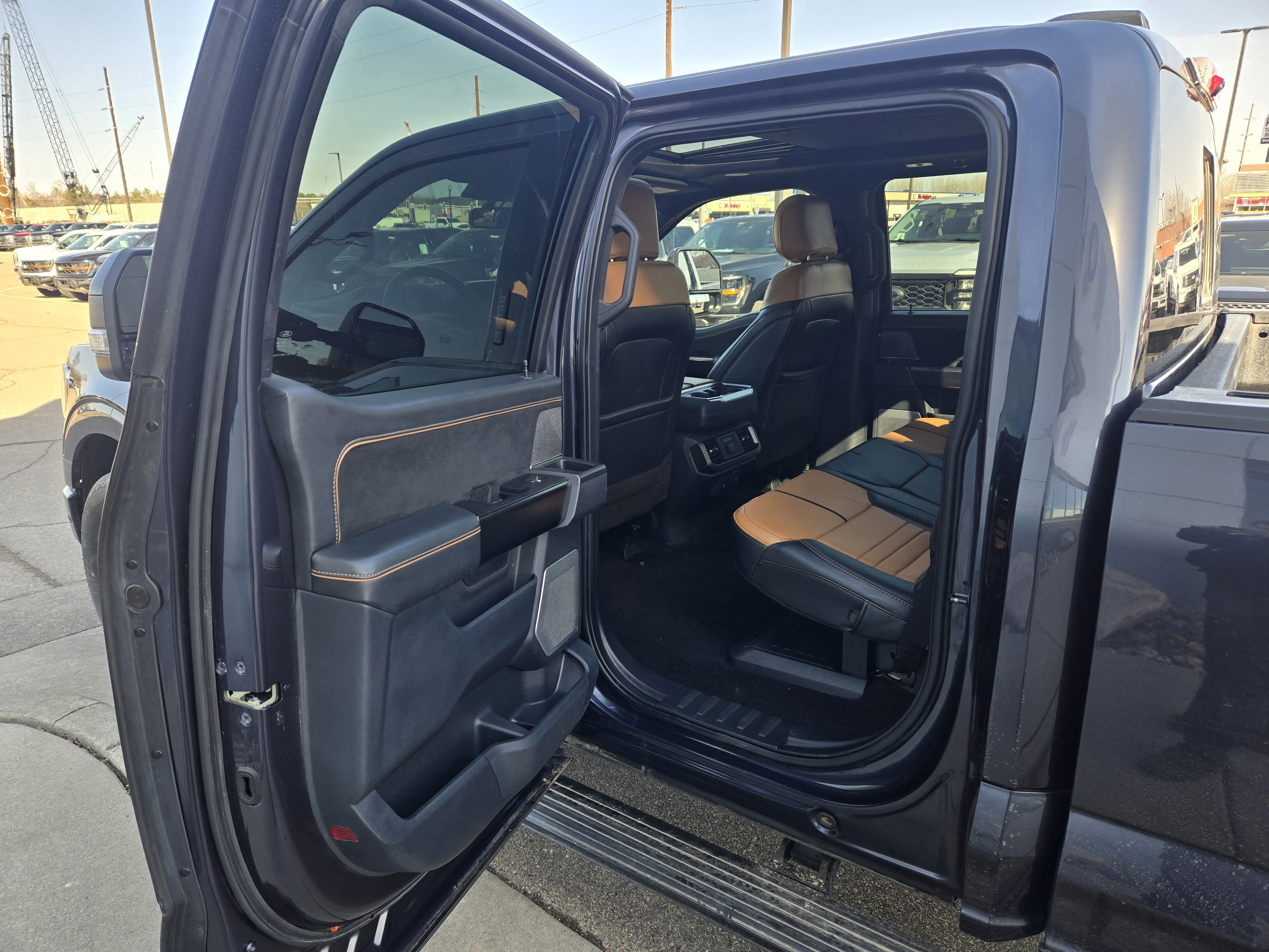 Certified 2022 Ford F150 Platinum w/ FX4 Off-Road Package image 15