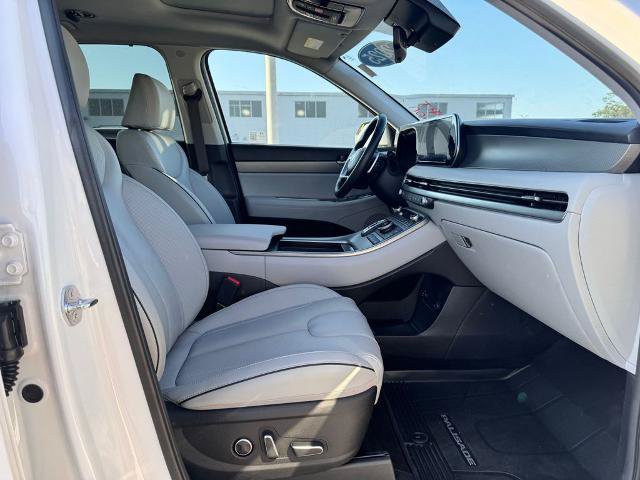 Used 2025 Hyundai Palisade SEL FWD image 12