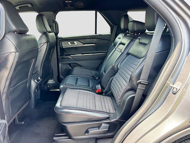 Certified 2025 Ford Explorer ST-Line w/ ST-Line Street Pack AWD/4WD image 27