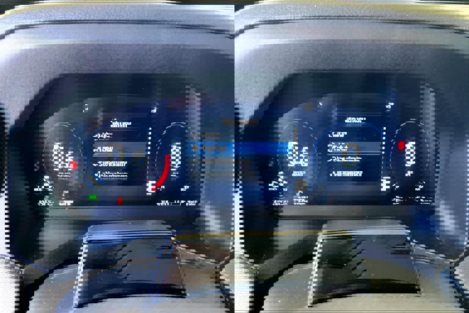 Certified 2025 Ford Explorer ST image 25