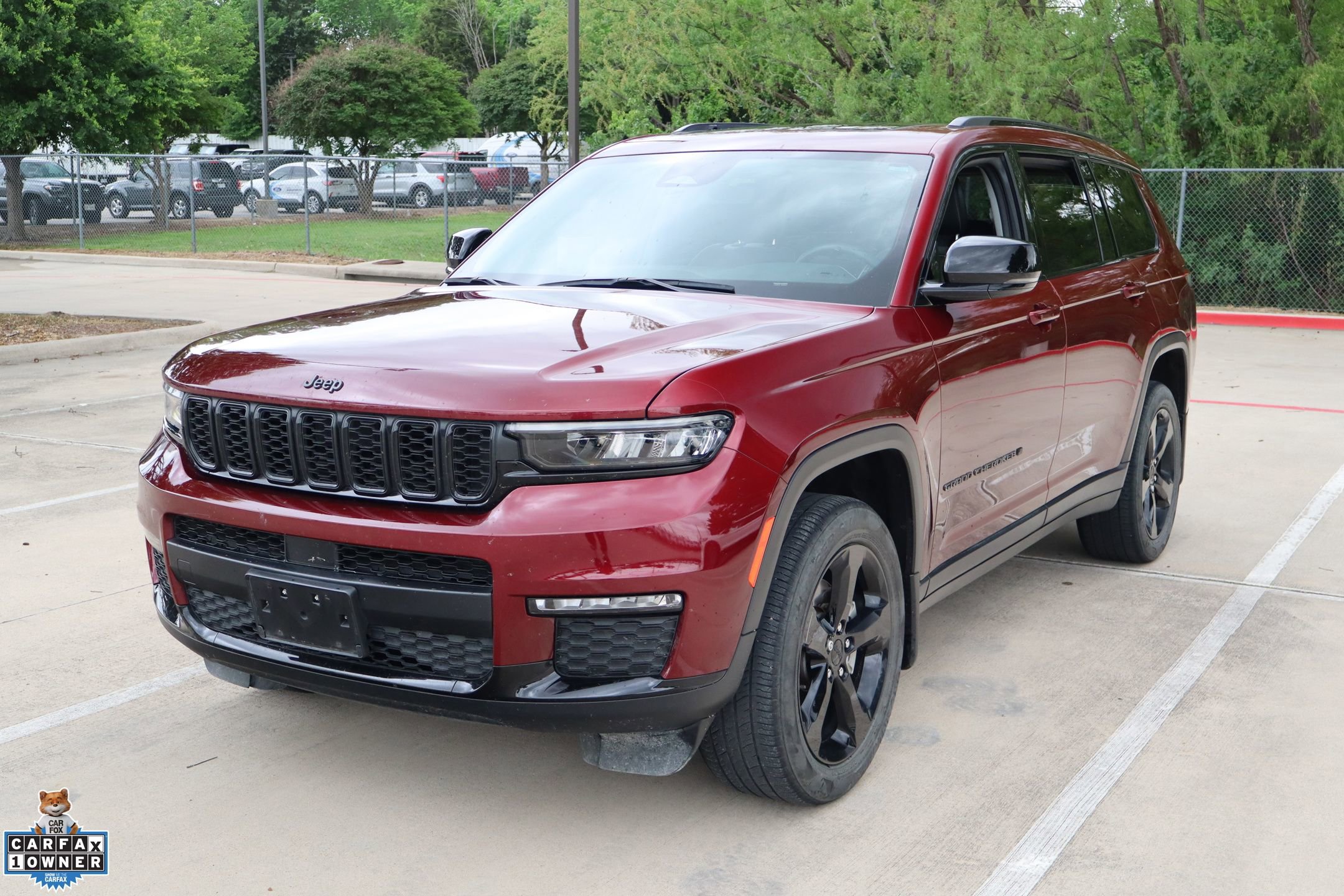 Used 2023 Jeep Grand Cherokee L Limited w/ Black Appearance Package AWD/4WD image 10