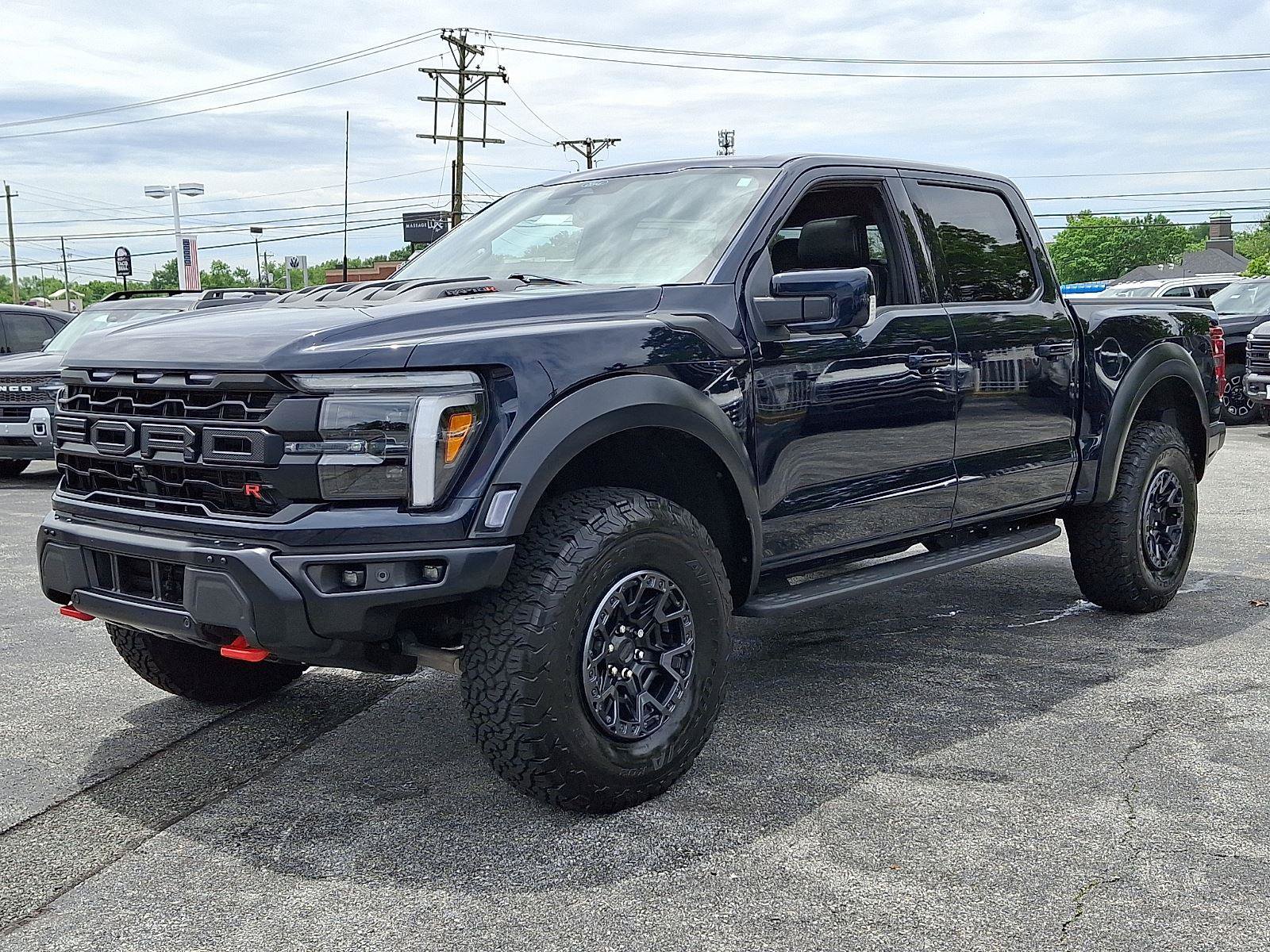Certified 2025 Ford F150 Raptor w/ Equipment Group 803A Raptor R AWD/4WD image 3