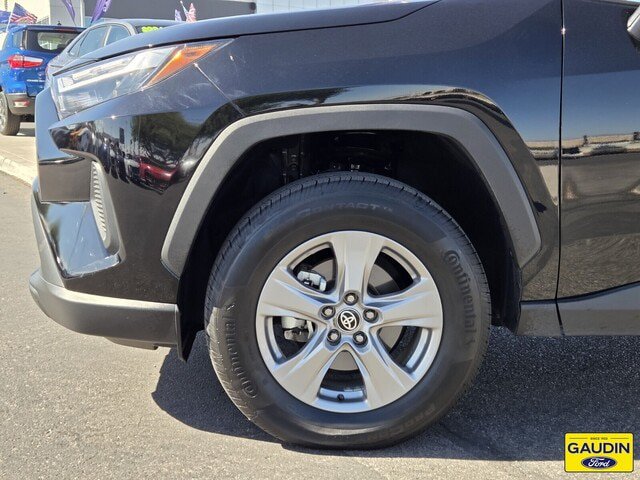 Used 2025 Toyota RAV4 XLE AWD/4WD image 10