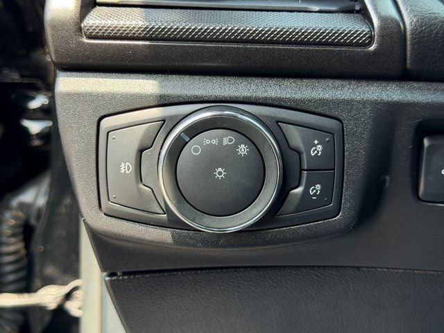 Certified 2018 Ford Fusion SE w/ Equipment Group 601A FWD image 24