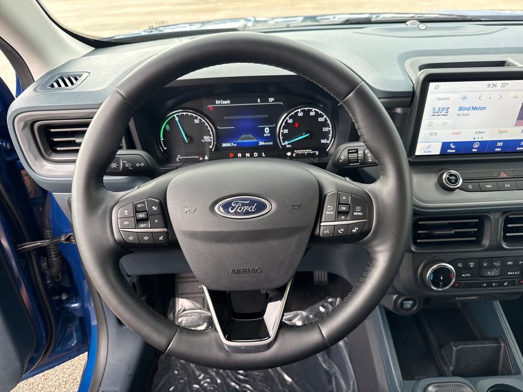 Certified 2024 Ford Maverick Lariat w/ Black Appearance Package image 15