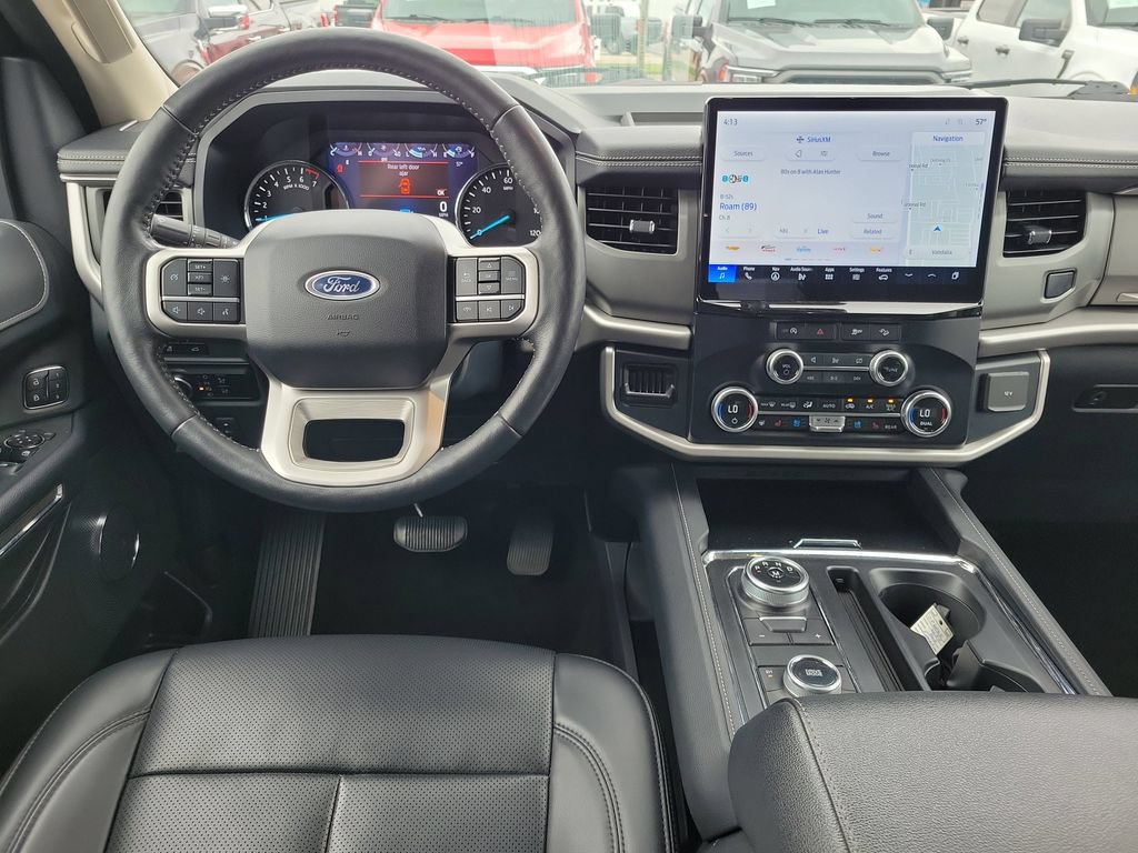 Certified 2024 Ford Expedition XLT AWD/4WD image 12