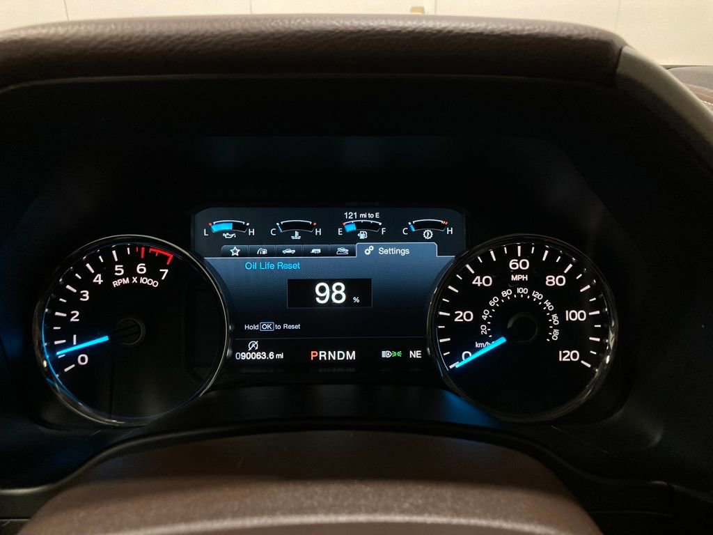 Certified 2019 Ford F150 Lariat w/ Equipment Group 501A Mid image 28