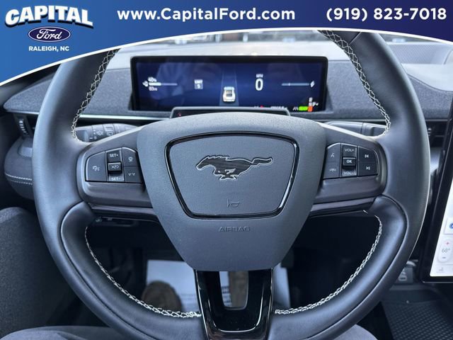 Certified 2025 Ford Mustang Mach-E GT image 32