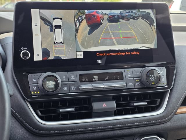 Used 2024 Toyota Grand Highlander FWD image 11